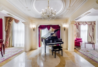 Imperial Suite